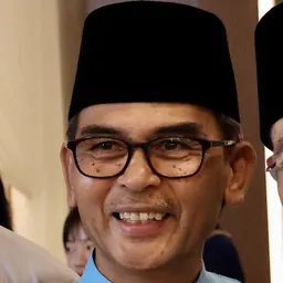 Portrait of Roselan Daud