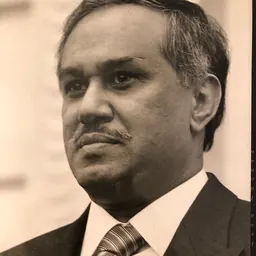 Portrait of Sherif Fawaz Sharaf
