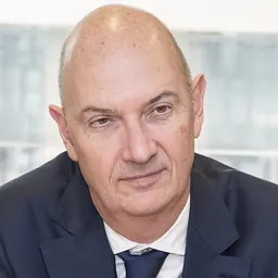 Portrait of Roland Lescure