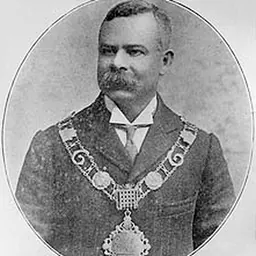 Portrait of Allan Glaisyer Minns