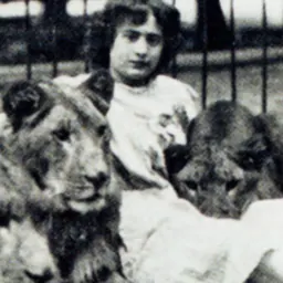 Portrait of Tilly Bébé