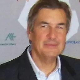 Portrait of Andy Harries