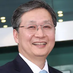 Portrait of Yoon Young-bin