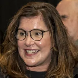 Portrait of Chellie Spiller