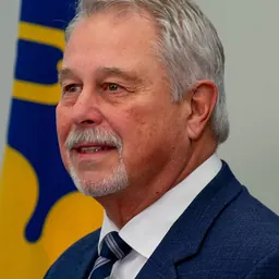 Portrait of Neil Lumsden