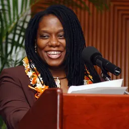 Portrait of Tracy Price-Thompson