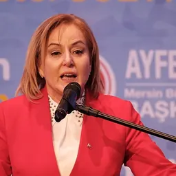 Portrait of Ayfer Yılmaz