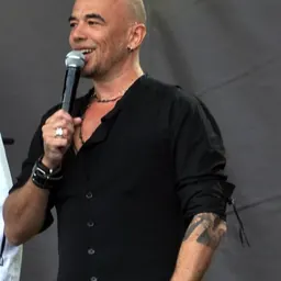 Portrait of Pascal Obispo