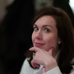 Portrait of Lisa Sounio