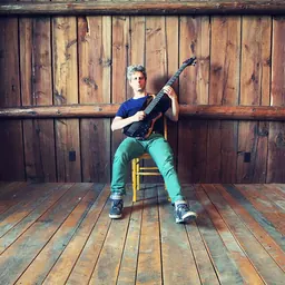 Portrait of Mike Gordon