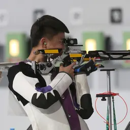 Portrait of Zhang Changhong