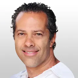 Portrait of Stuart Linder