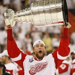 Portrait of Darren McCarty
