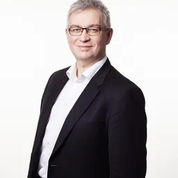 Portrait of André N. Skjelstad