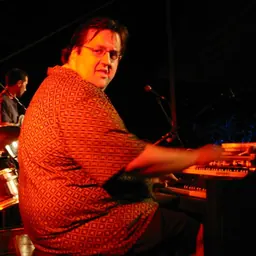Portrait of Joey DeFrancesco