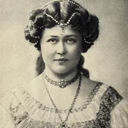 Portrait of Lilly Hafgren