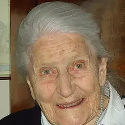 Portrait of Annie Vallotton