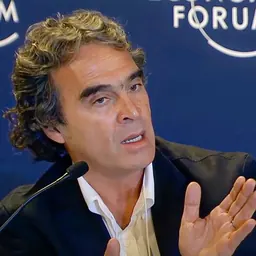 Portrait of Sergio Fajardo