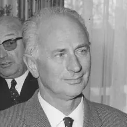 Portrait of Paul Nevermann