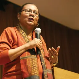 Portrait of bell hooks