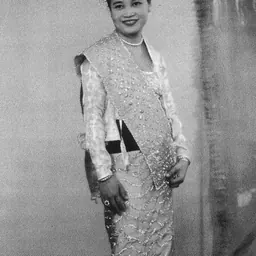 Portrait of Sao Nang Hearn Kham