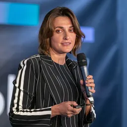 Portrait of Pinar Yoldas
