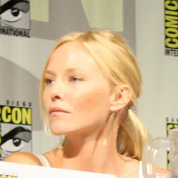 Portrait of Kelli Giddish