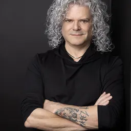 Portrait of Shalom Auslander