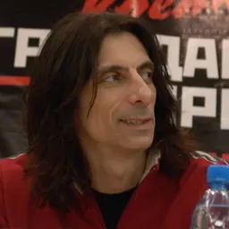 Portrait of Scott Travis