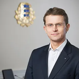 Portrait of Ken-Marti Vaher