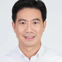 Portrait of Derrick Goh