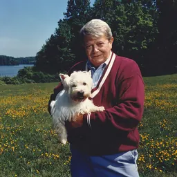 Portrait of Howard Ensign Simmons, Jr.