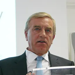 Portrait of Peter Lampl