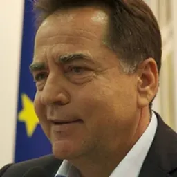 Portrait of Kadri Fellahoğlu