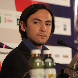Portrait of Danfung Dennis