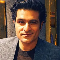Portrait of Sunny Hinduja