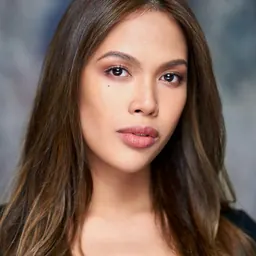 Portrait of Christine Allado
