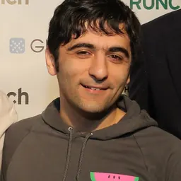 Portrait of Arash Ferdowsi
