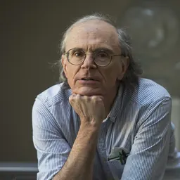 Portrait of Mark Feeney