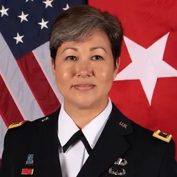 Portrait of Suzanne Vares-Lum