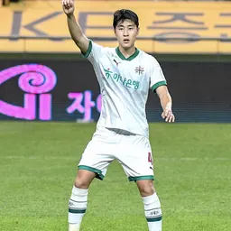 Portrait of Kim Hyun-woo