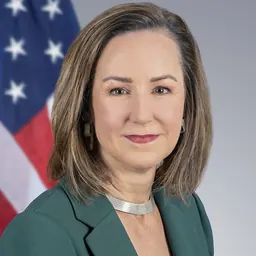 Portrait of Pamela Tremont