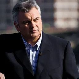 Portrait of Eamonn Holmes