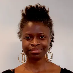 Portrait of Zoë Charlton