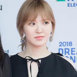 Portrait of Wendy
