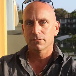 Portrait of Bruce Lisker