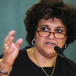 Portrait of Izabella Teixeira