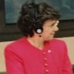 Portrait of Catherine Bertini