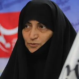 Portrait of Laleh Eftekhari