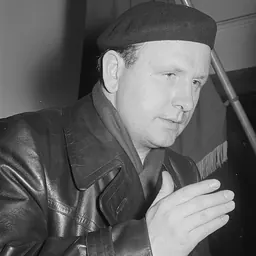 Portrait of Günther Simon